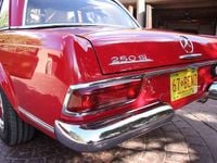 Gebraucht Mercedes W113 150 PS (110 kW) 1967 Rot metallic Cabrio