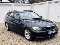 Gebraucht BMW 320 177 PS (130 kW) 2008 Schwarz Kombi