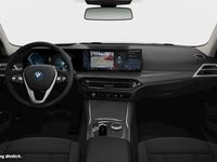 Gebraucht BMW 330e 184 PS (135 kW) 2023 Alpinweiß uni Kombi