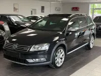 Gebraucht VW Passat Alltrack Basis 170 PS (125 kW) 2012 Deep black perleffekt Kombi
