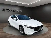 Gebraucht Mazda 3 122 PS (89 kW) 2023 Arctic white Limousine