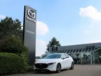 Gebraucht Mazda 3 Exclusive 140 PS (102 kW) 2025 Weiss Limousine