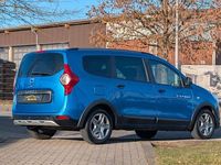 Gebraucht Dacia Lodgy Stepway 102 PS (75 kW) 2018 Blau Van / Kleinbus