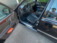 Gebraucht Mercedes E220 Elegance 143 PS (105 kW) 2002 Schwarz Kombi
