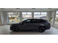 Neu Skoda Superb SportLine 150 PS (110 kW) 2025 Graphite grau metallic Kombi