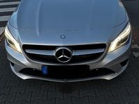 Gebraucht Mercedes CLA200 136 PS (100 kW) 2014 Silber Coupé