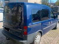 Gebraucht Opel Combo 90 PS (66 kW) 2006 Blau Van / Kleinbus