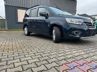 Neu Renault Kangoo Techno 131 PS (96 kW) 2026 Blau Van / Kleinbus