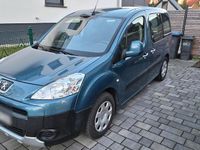 Gebraucht Peugeot TePee 92 PS (67 kW) 2011 Blau Kombi
