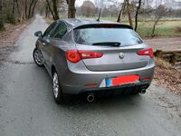 Gebraucht Alfa Romeo Giulietta 170 PS (125 kW) 2016 Grau Kleinwagen