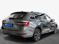 Gebraucht Skoda Superb Style 150 PS (110 kW) 2024 Grau Kombi