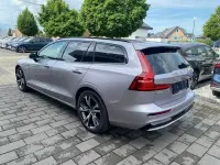 Gebraucht Volvo V60 145 PS (106 kW) 2025 Kombi