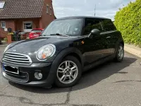 Gebraucht Mini ONE 75 PS (55 kW) 2010 Schwarz Kleinwagen