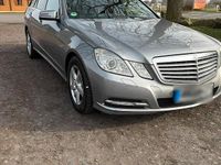 Gebraucht Mercedes E220 170 PS (125 kW) 2012 Silber Kombi