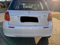 Gebraucht Suzuki SX4 120 PS (88 kW) 2010 Weiß Limousine