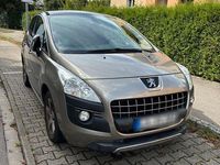 Gebraucht Peugeot 3008 Active 156 PS (114 kW) 2012 Grau Kombi