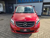 Gebraucht Mercedes V220 Edition 190 PS (139 kW) 2018 Rot Van / Kleinbus