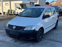 Gebraucht VW Fox Basis 60 PS (44 kW) 2010 Candyweiß Kleinwagen