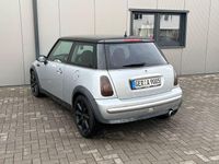 Second-hand Mini Cooper 116 CP (85 kW) 2002 Argintiu Hatchback