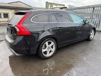 Gebraucht Volvo V60 R-Design 152 PS (111 kW) 2016 Schwarz Kombi