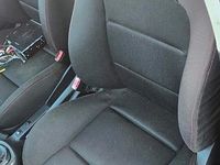 Second-hand Seat Leon 180 CP (132 kW) 2001 Roșu Hatchback