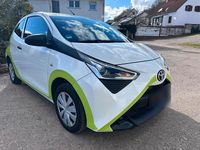 Gebraucht Toyota Aygo 72 PS (52 kW) 2021 Weiß Kleinwagen