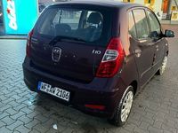 Gebraucht Hyundai i10 Edition 69 PS (50 kW) 2012 Violet Kleinwagen