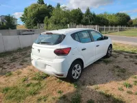 Gebraucht Dacia Sandero Essentiel 91 PS (66 kW) 2022 Weiß Limousine