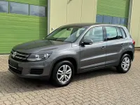 Gebraucht VW Tiguan Trendline 122 PS (89 kW) 2014 Grau SUV