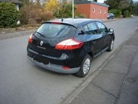 Gebraucht Renault Mégane Dynamique 110 PS (80 kW) 2013 Schwarz Limousine