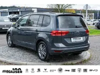 Gebraucht VW Touran Comfortline 150 PS (110 kW) 2025 Grau Van / Kleinbus