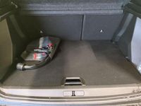 Gebraucht Peugeot 2008 136 PS (100 kW) 2025 Weiss/typ aussenverkleidung me SUV