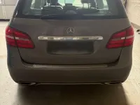 Gebraucht Mercedes B200 136 PS (100 kW) 2018 Grau Kleinwagen
