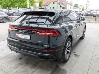Gebraucht Audi Q8 S-Line 286 PS (210 kW) 2023 Schwarz SUV