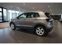 Gebraucht VW T-Cross Style 110 PS (80 kW) 2021 Limestone grey metallic (metallic) SUV
