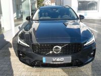 gebraucht Volvo V60 B4 Kombi Plus Dark | Winter & Linkt Paket