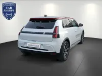 Neu Renault 5 E-Tech Komfort 77 kW (106 PS) 2026 Weiß Limousine