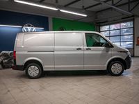 Gebraucht VW Transporter 110 PS (80 kW) 2024 Silber Van