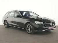 Gebraucht Mercedes E220 Avantgarde 200 PS (147 kW) 2023 Obsidianschwarz