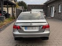 Gebraucht Mercedes E500 Avantgarde 408 PS (300 kW) 2013 Grau Limousine