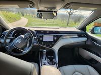 Gebraucht Toyota Camry 218 PS (160 kW) 2021 Silber Limousine