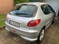 gebraucht Peugeot 206 TÜV NEU