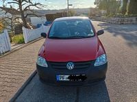 Gebraucht VW Fox 54 PS (39 kW) 2008 Rot Kleinwagen
