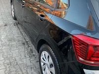 Gebraucht VW Polo 60 PS (44 kW) 2018 Schwarz Kleinwagen