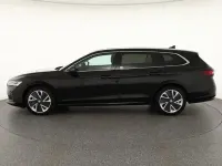 Używany Skoda Superb Selection 193 KM (141 kW) 2024 Czarny Kombi