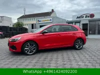 Gebraucht Hyundai i30 Advantage 101 PS (74 kW) 2024 Engine red Limousine