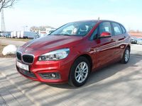 Gebraucht BMW 220 Active Tourer 192 PS (141 kW) 2015 Rot Van / Kleinbus
