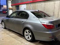 Gebraucht BMW 520 177 PS (130 kW) 2008 Grau Limousine