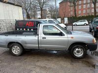 Gebraucht Nissan PickUp 133 PS (97 kW) 2002 Silber Pickup