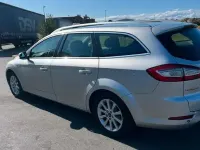 Gebraucht Ford Mondeo 160 PS (117 kW) 2011 Silber Kombi